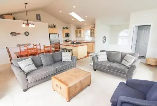 Alta Marea Shore - 3 Br home by RedAwning
