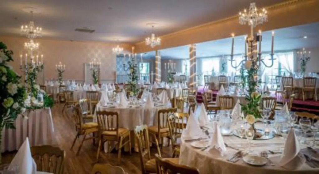 Dundrum House