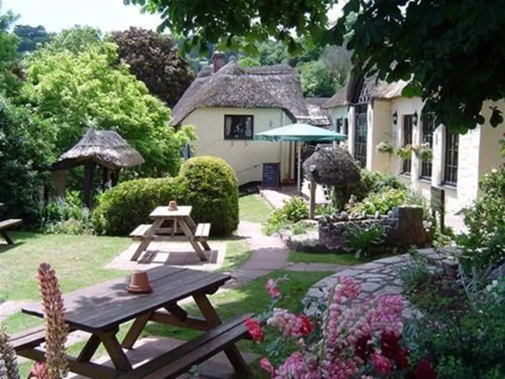 Thatched Tavern