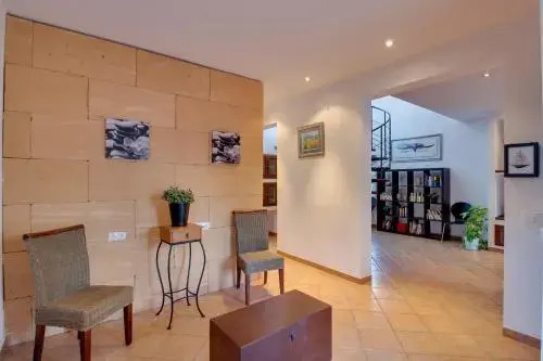 Villa Colonia