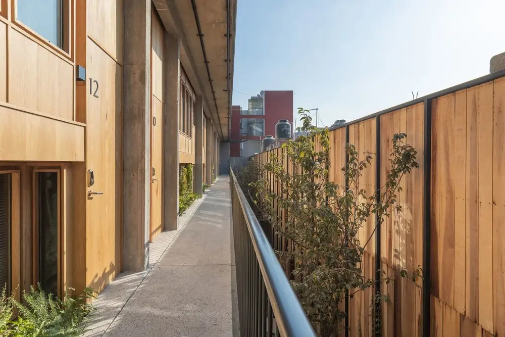 Gorgeous 3 Story PH in La Roma