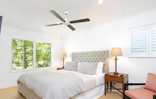Apartment 1 - 20 Viewland Drive