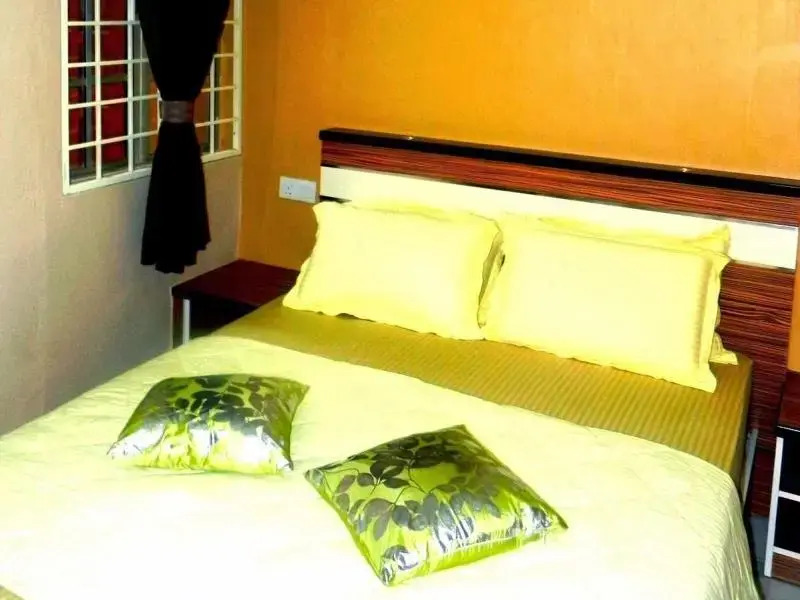 Orange Homestay