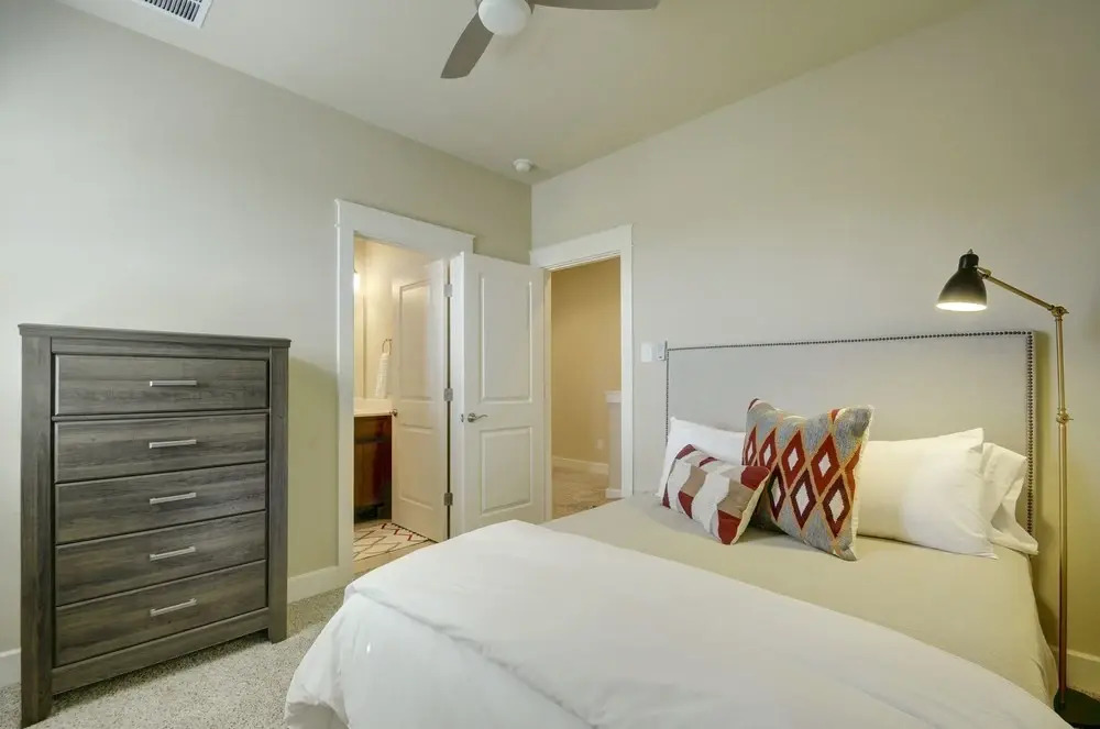 East Austin 4BR Modern Luxury Home Walk to the boardwalk by RedAwning