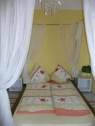 B&B Valentinos