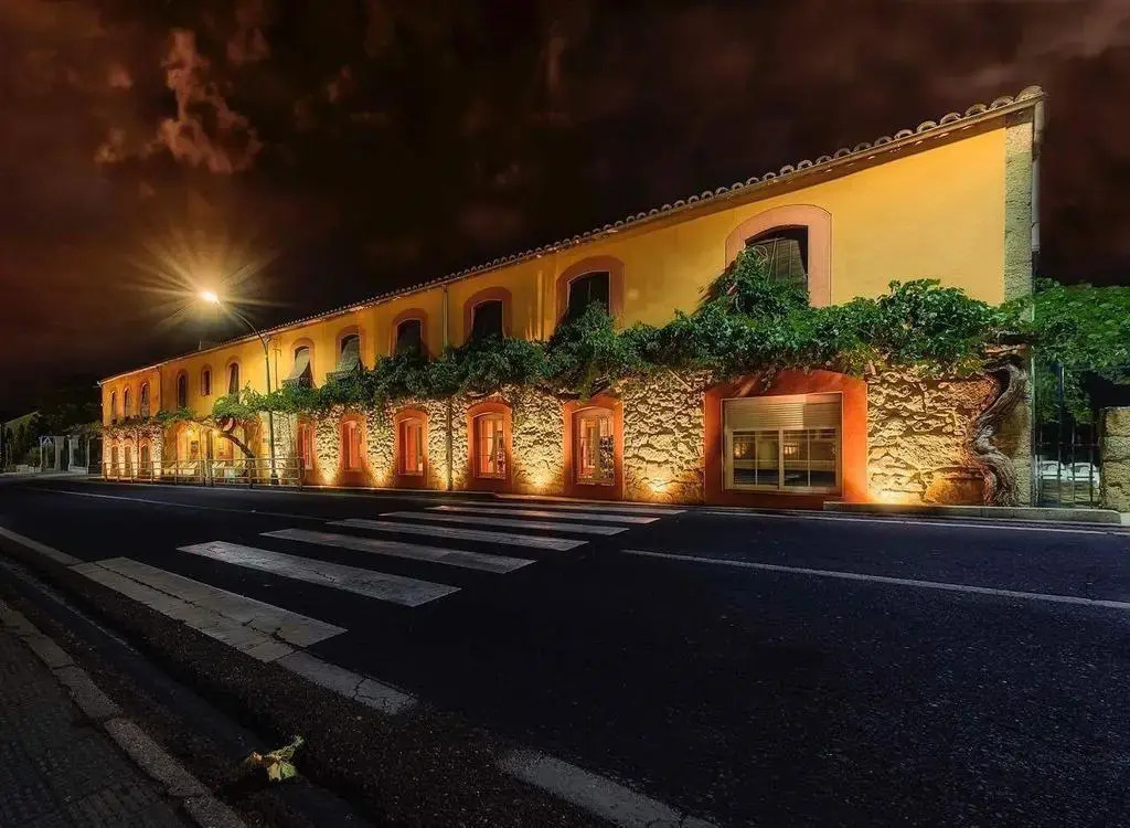 Hostal Montemayor