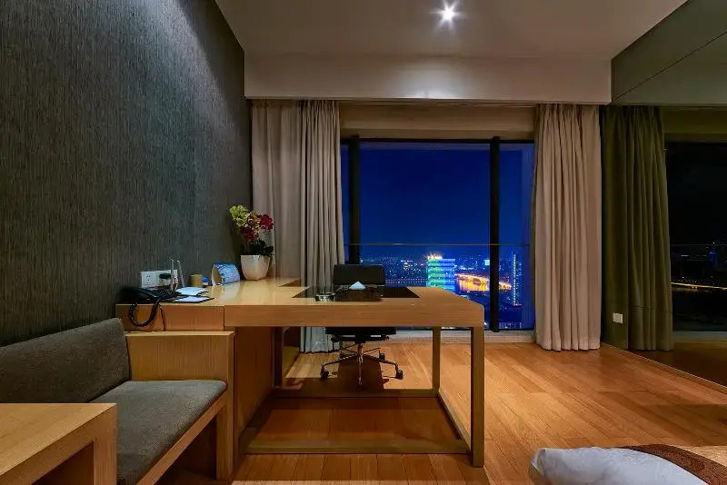 Heefun Aparthotel Poly World