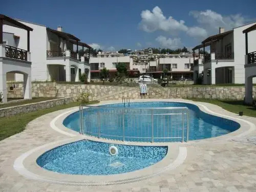 Maurice Villa