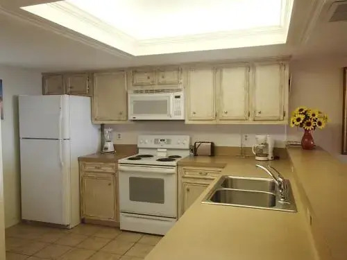 Saida I Condominiums - by Island Services