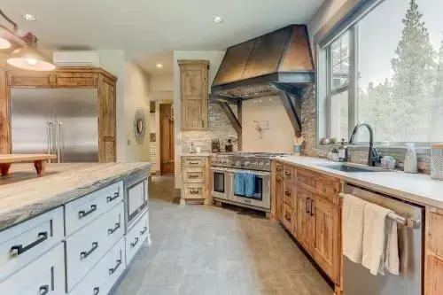 Canyon Ranch - 5 Br Home