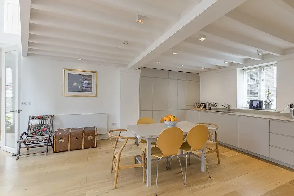 Veeve  4 Bedroom House With A Studio In Primrose Hill