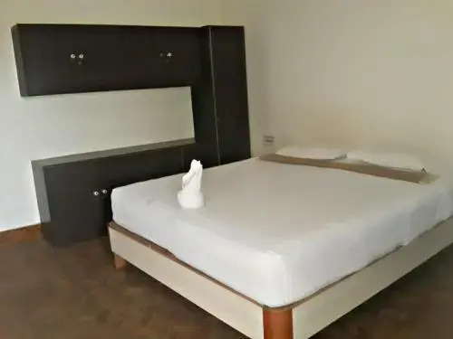 Emarald Hotel