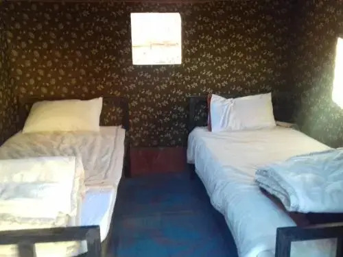 Wadi Rum Cave Camp
