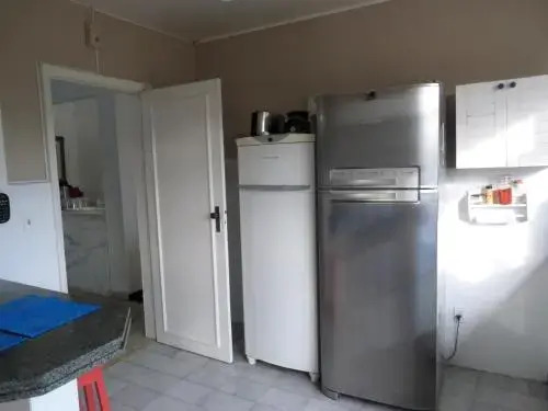 Dikasa Hostel - 6 quartos com banheiro privativo