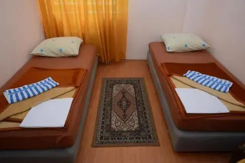 Omladinski Hostel Bjelave