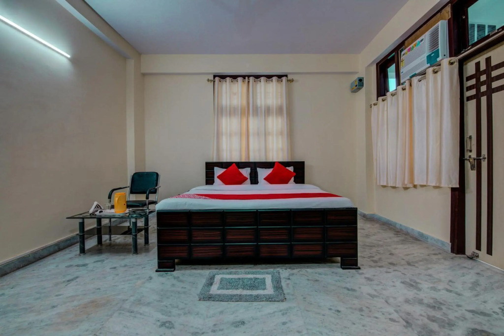 Flagship 74346 Rajbanshi Nagar