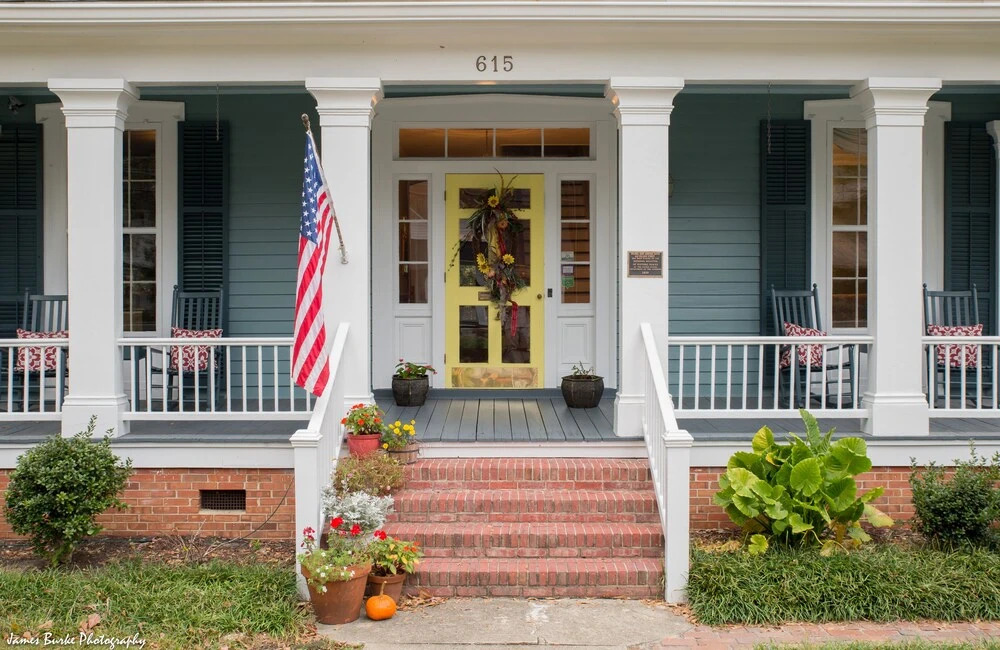 The Ashford Inn