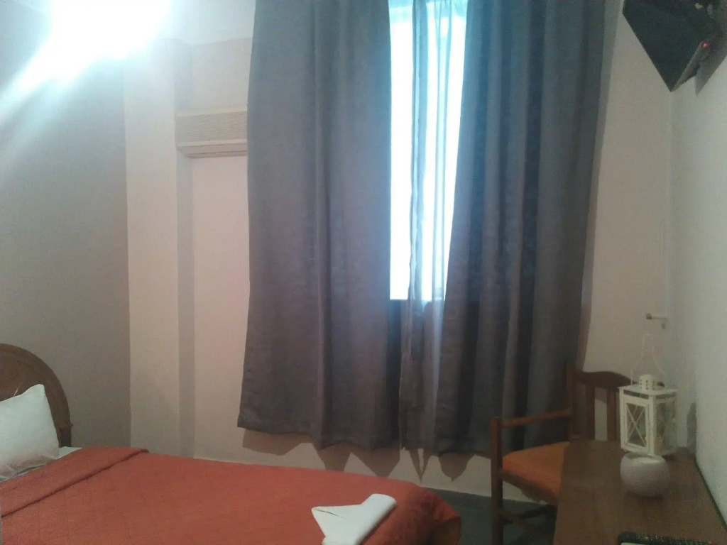 Achillion Hotel Piraeus