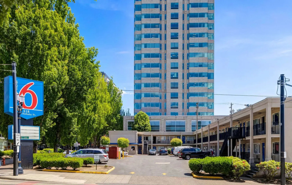 Motel 6 Portland, OR - Downtown