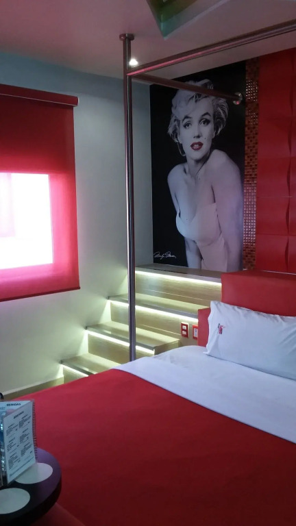 Hotel Hollywood