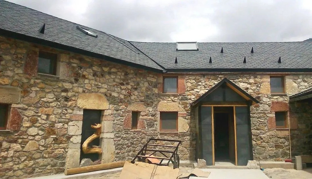 Albergue El Rebezo