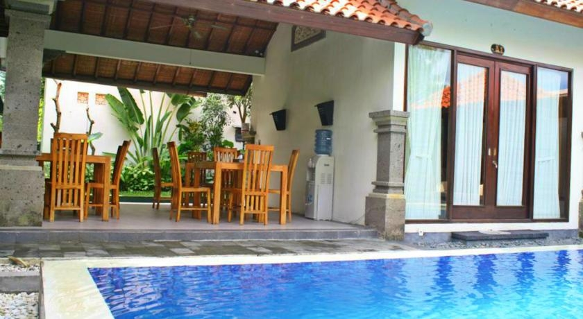 Village Indah Villas