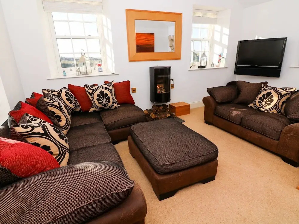 2 Lighthouse Cottage, Barrow-in-Furness