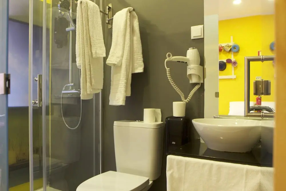 Sao Jorge Apartments & Suites