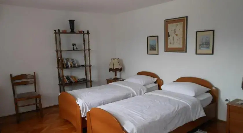 Villa Jolanda Apartments