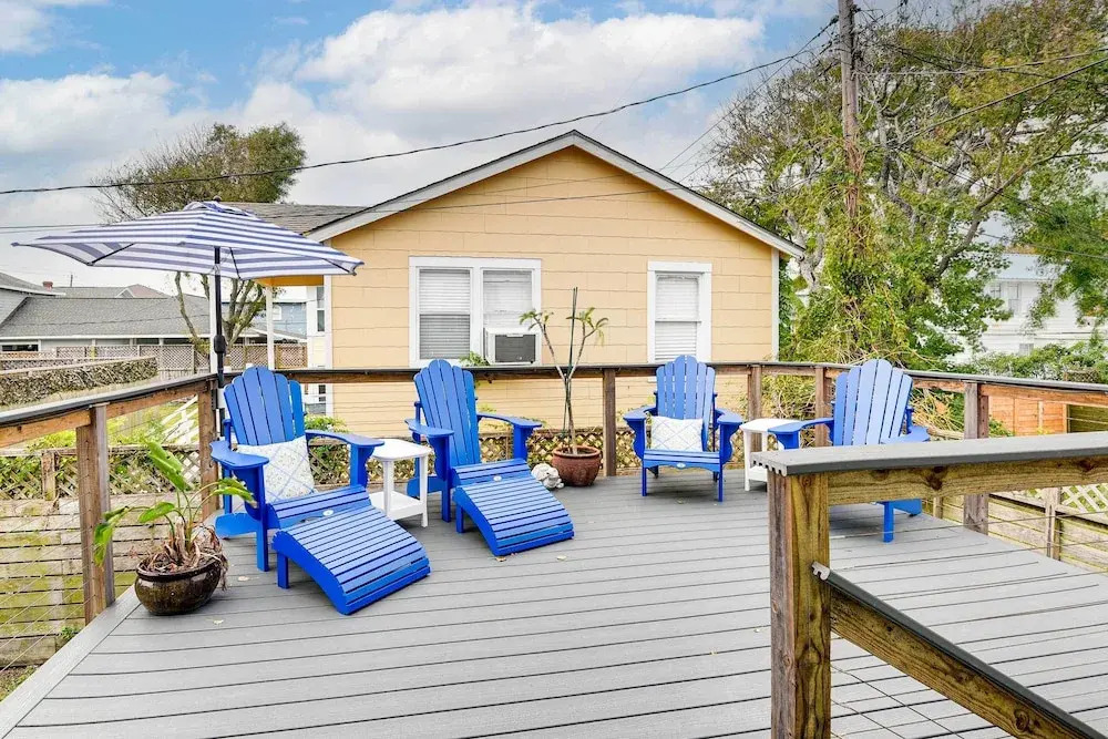 Walk to Beach! Family-friendly Galveston Home