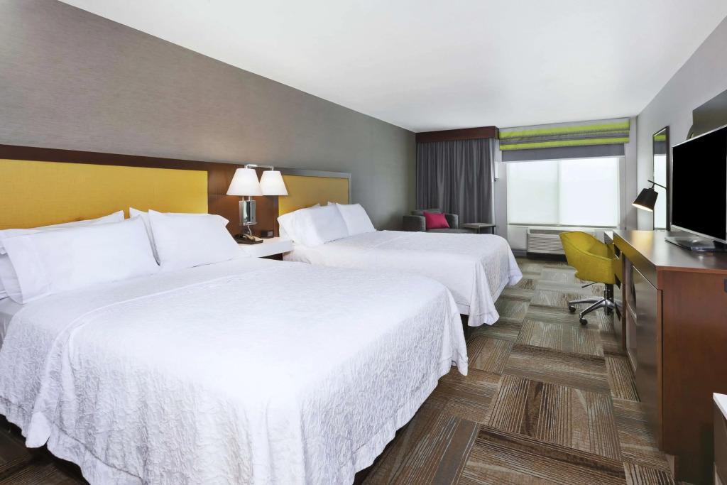 Hampton Inn Idaho Falls / Airport
