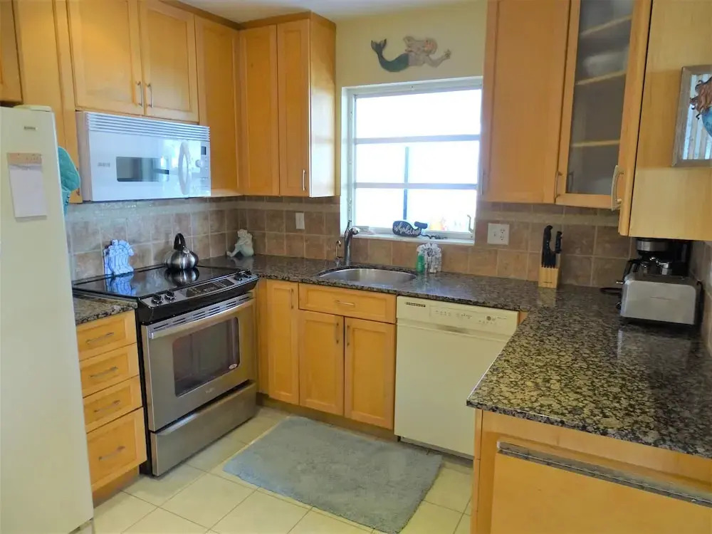 Aloha Kai - Unit 52N - 2 Br Townhouse