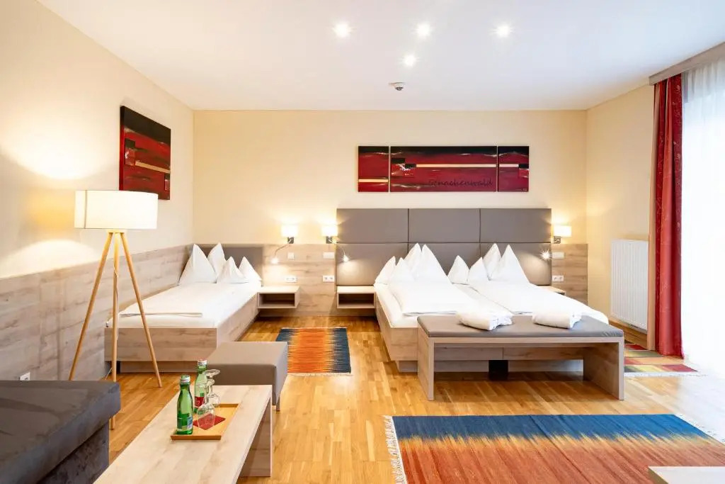 Hotel Schachenwald I Sauna I Aussenpool I Parkplatz