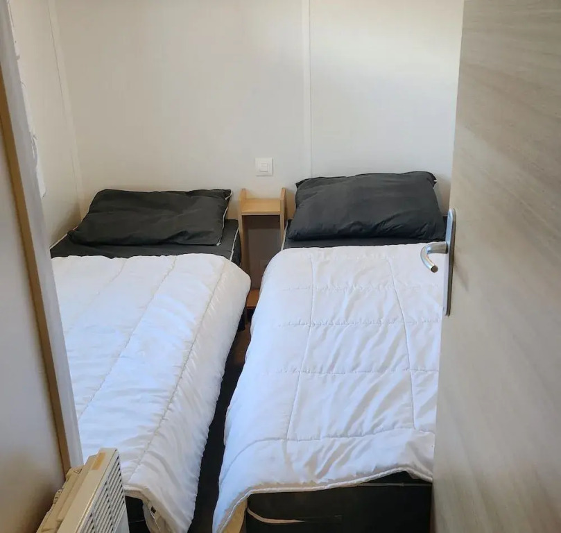 Mobil home proche du paradis des plages