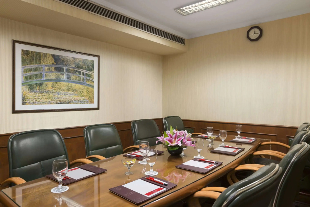 Ramada Plaza By Wyndham Palm Grove