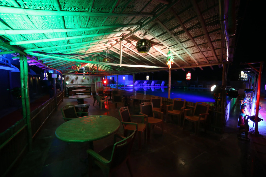 Hotel Natraj & Resort
