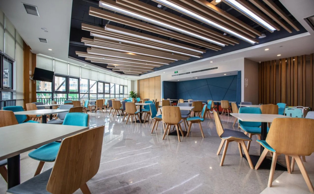 Holiday Inn Express Luoyang Xiyuan
