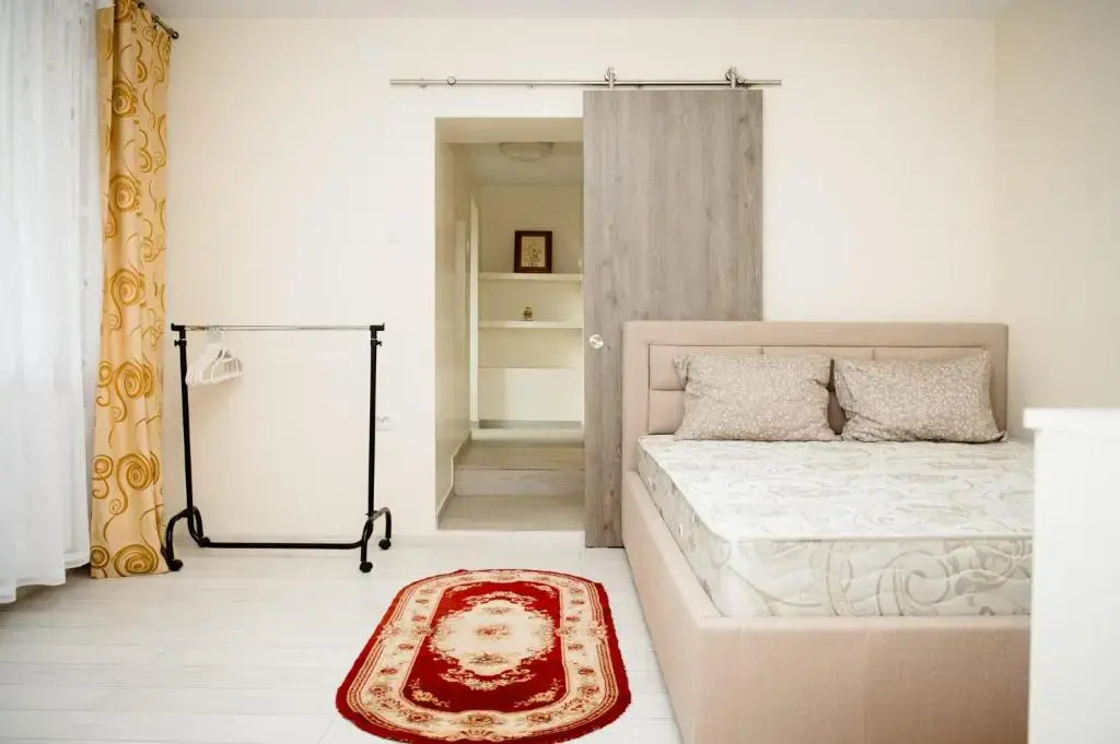 Cozy house with garden close to the city center and Airport Maximum four persons