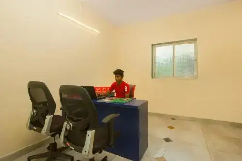 Pednekar's Home Stay by OYO Rooms