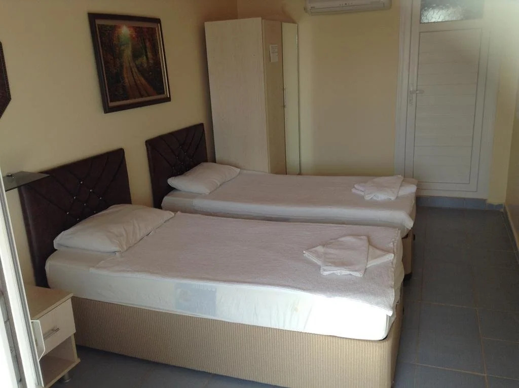 Grand Ada Family Hotel