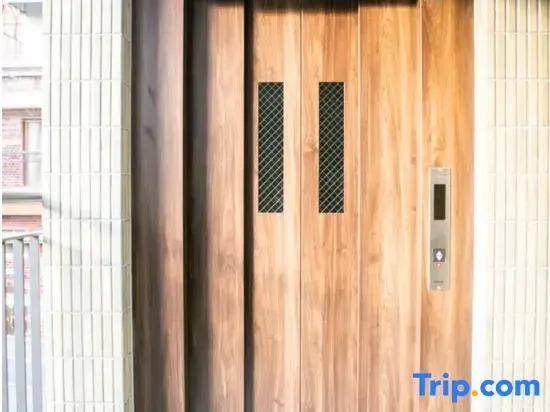 Life house