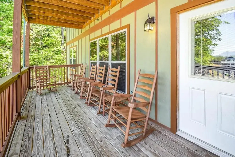 Spacious 10bd 6ba in Heart of Smokies