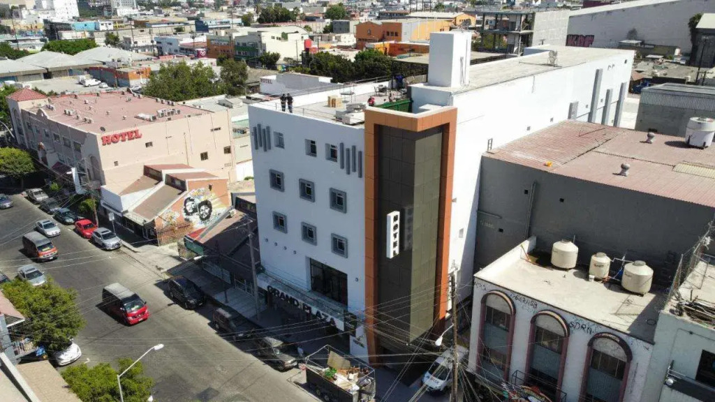 Hotel Grand One Plaza