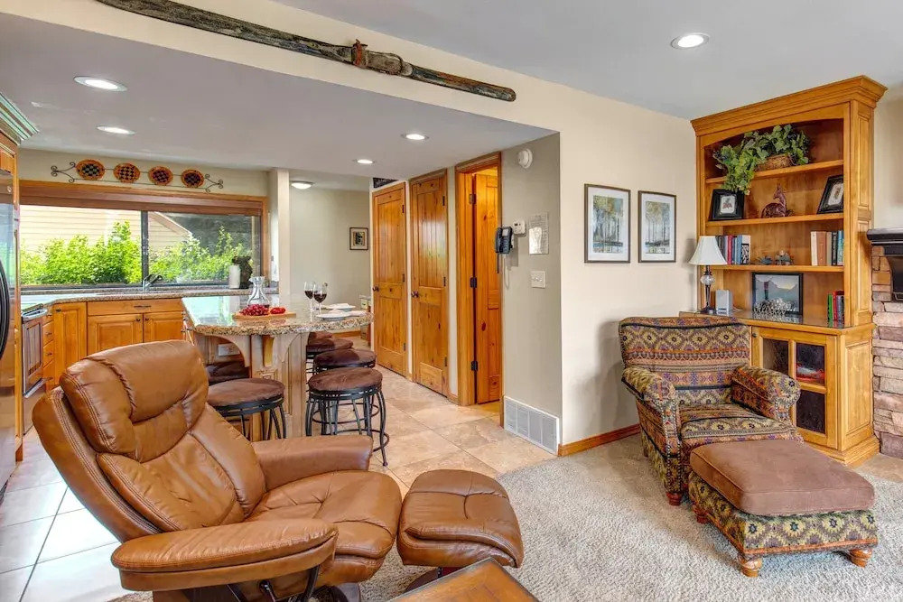 Racquet Club 60 2 Bedroom Condo by RedAwning