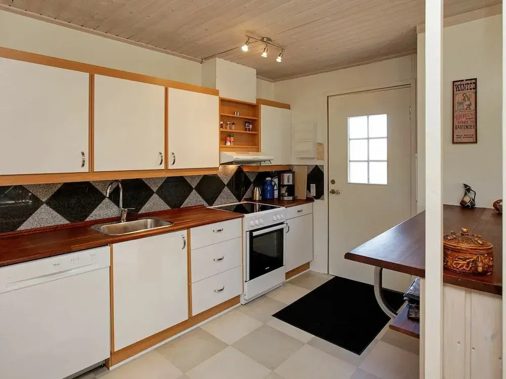 Alluring Holiday Home in Vestervig With Whirlpool