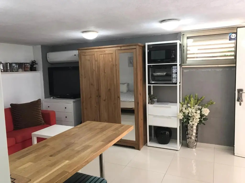 Apartment Caesarea 38