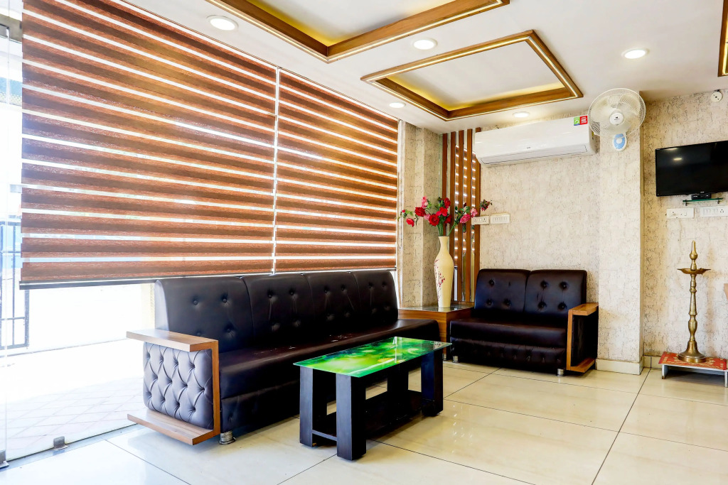 Townhouse Oak Bhopal Aashima Mall