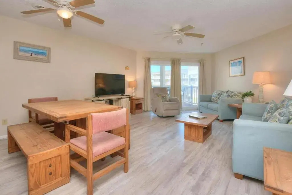 Southern Shore Villa 108-Finz Up