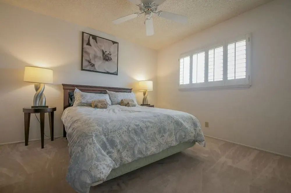 Luxurious 5BR near Las Vegas Strip