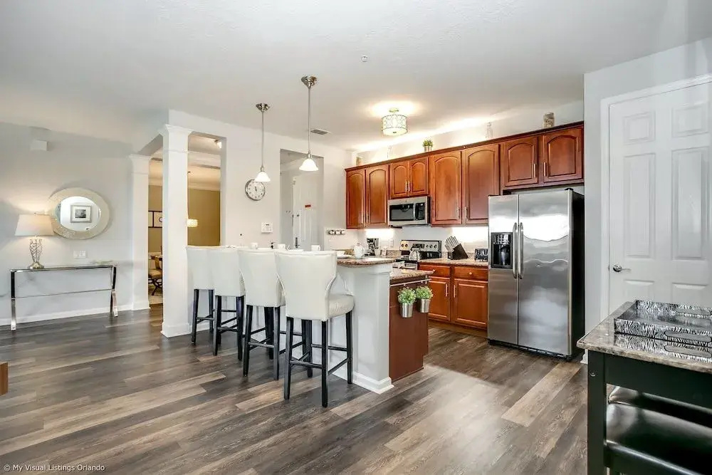 Renata's Waterscape Deluxe 3 Bedroom Condo by RedAwning